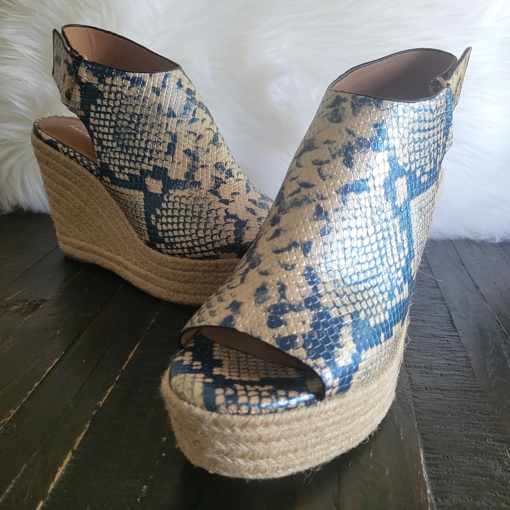 Aerosoles Martha Stewart Hillside Leather Snake Print Sandals Women's Size 7.5